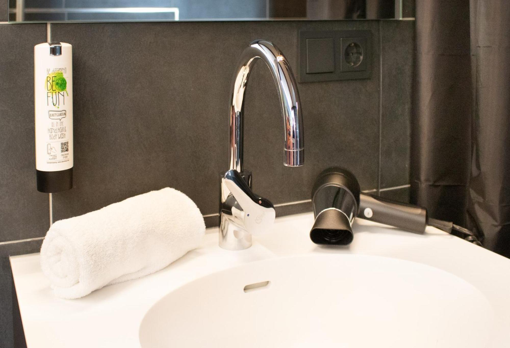 Zor Hotel By Wmm Hotels Zimmern ob Rottweil Екстериор снимка